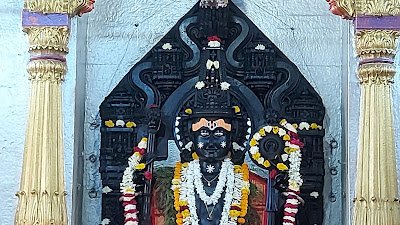 Shri Sharangadhar Balaji Temple